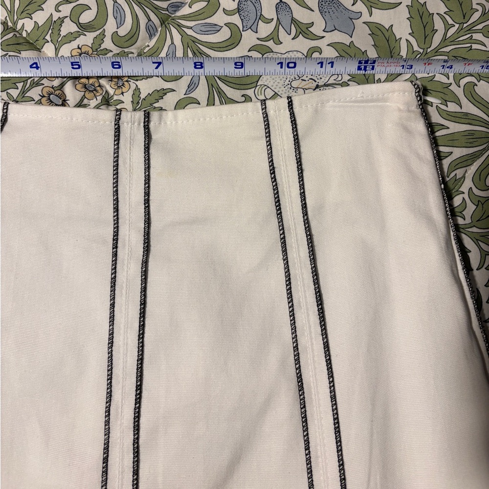 Stunning Vintage Kokomo Cream Skirt with Black Beaded Floral Embroidery - Picture 9 of 14